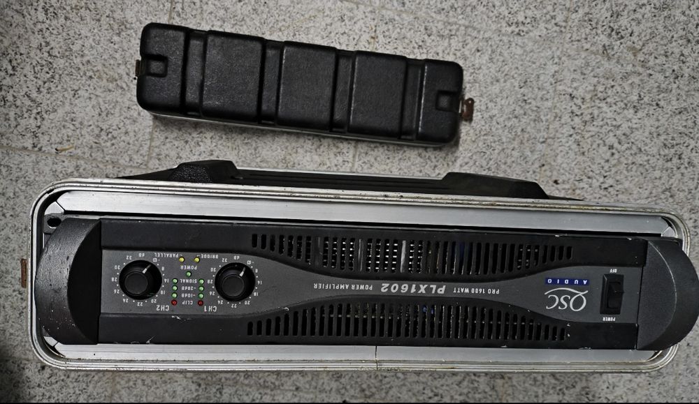 Amplificador QSC PLX1602