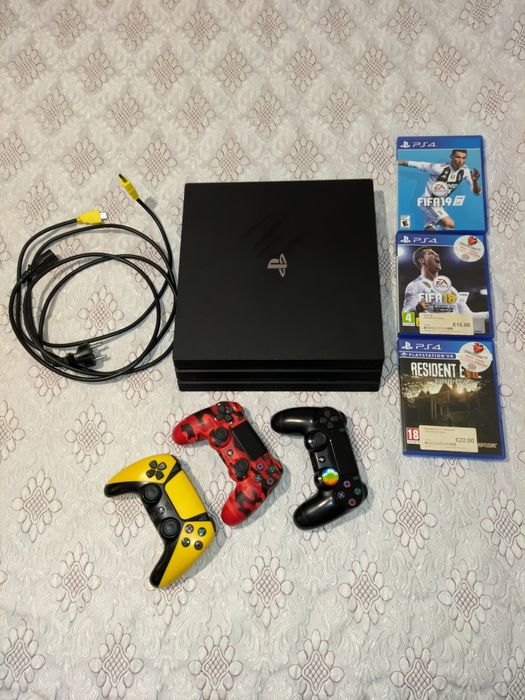 Vendo PS4 Pro 1Tb €250,  preço justo