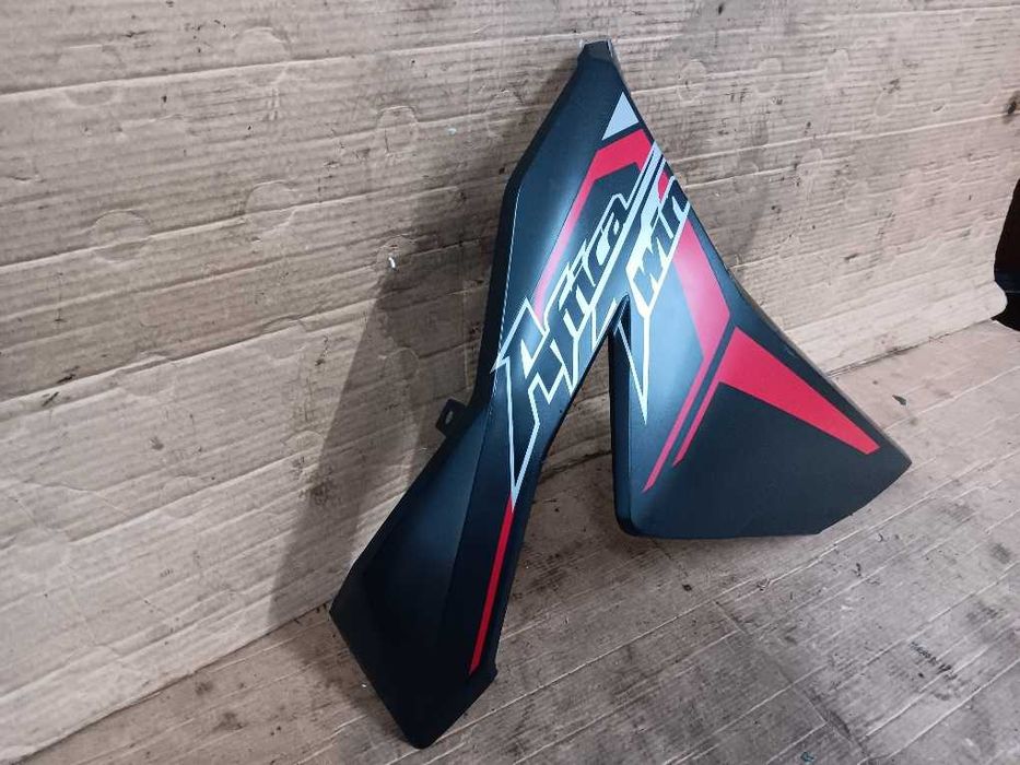Carenagem lateral direita Honda CRF1100 Africa Twin