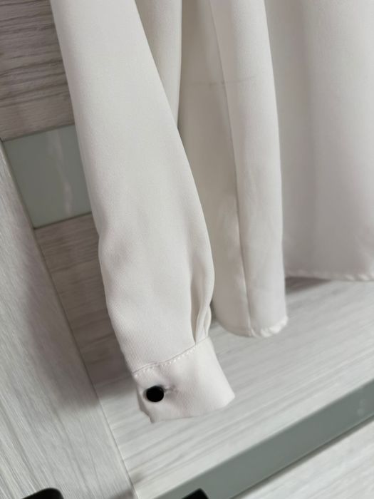 Bluzka damska biała z długim rękawem rozmiar S, koszula damska biała