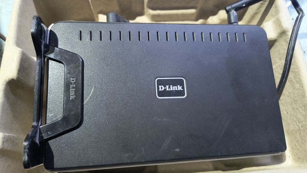 Роутер d-link dir400