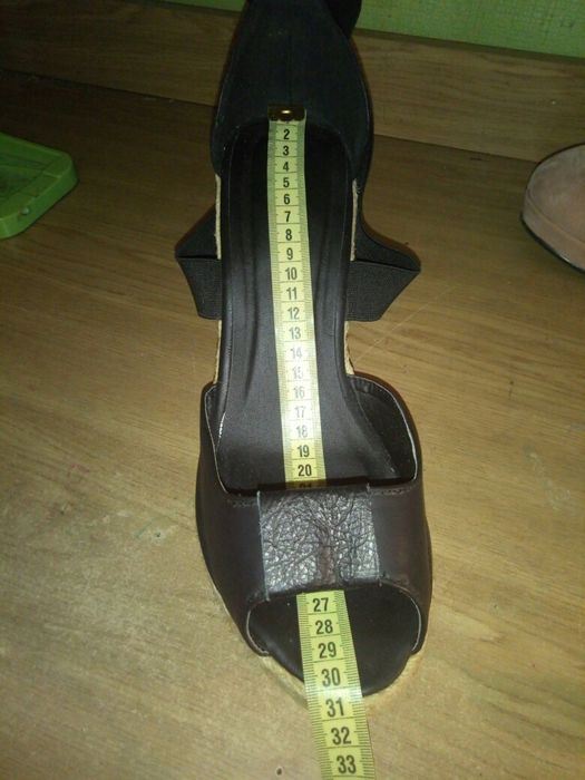 Босоножки женские