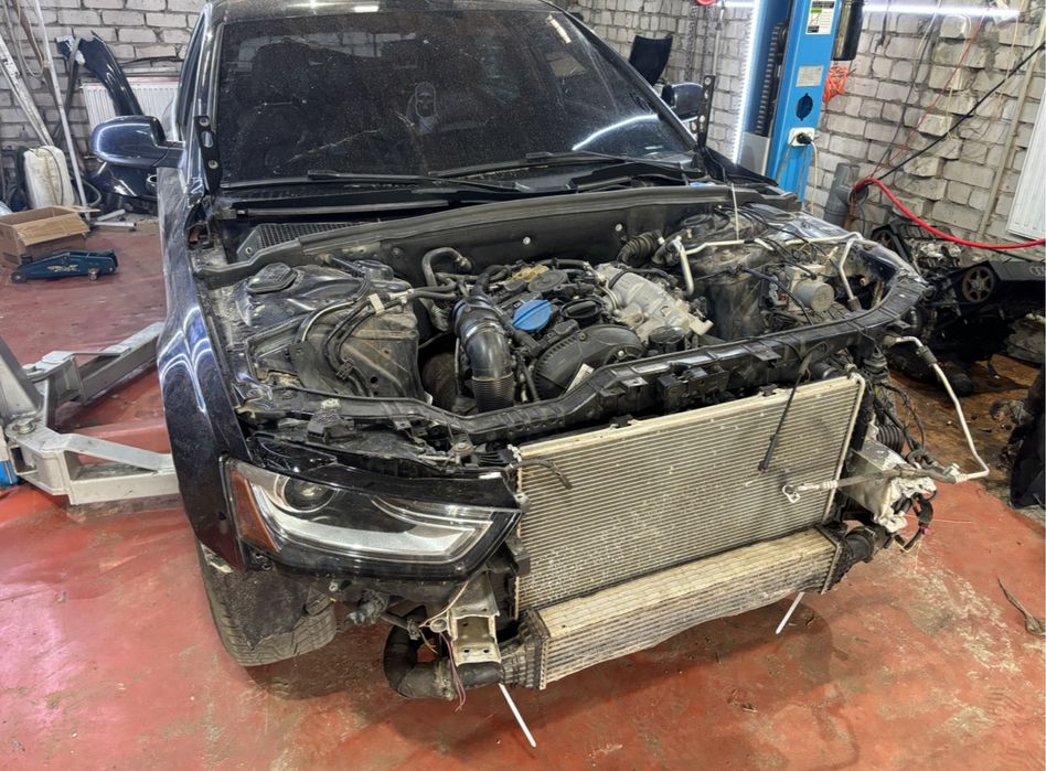 Розборка ауді А6 С4 S4 S6 100 USA також А4 Б8 шрот