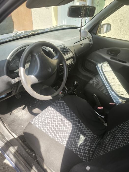 Citroën Saxo — fotografia 10