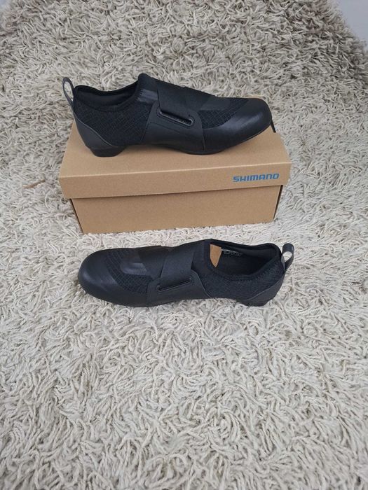 Buty rowerowe SHIMANO SH-IC200 Czarny roz. 39
