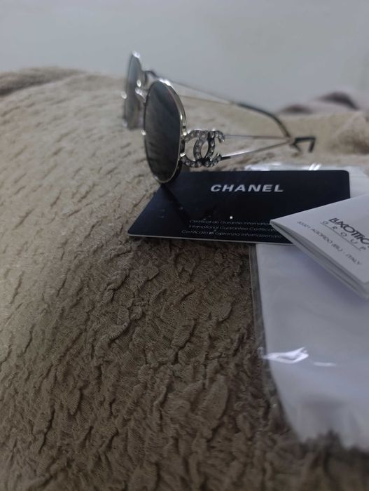 Óculos Pretos Novos