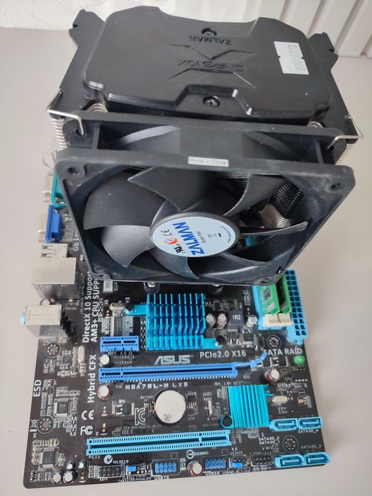 Системная плата Asus M5A78L-MLX3