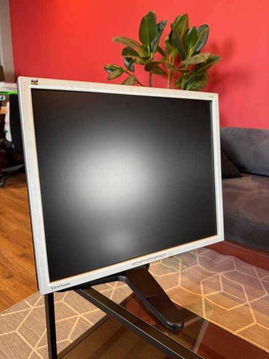 Б/в монітори ViewSonic, NEC Multisync та інші