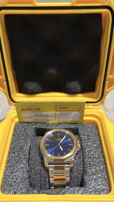 Relogio invicta modelos dourado com prata
