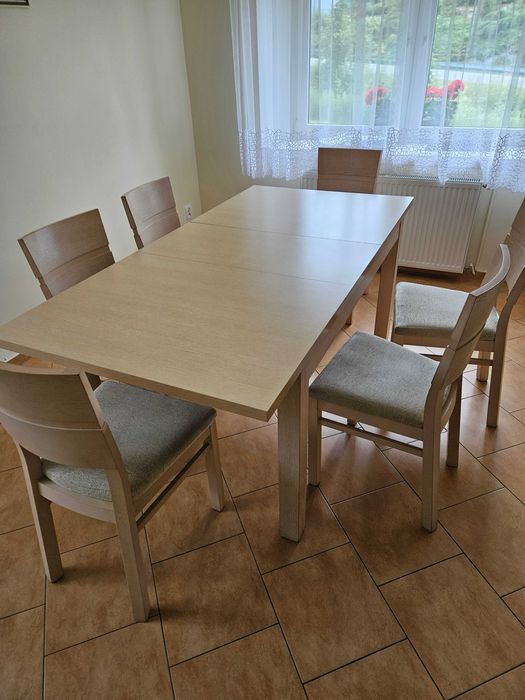 stół i 6 krzeseł