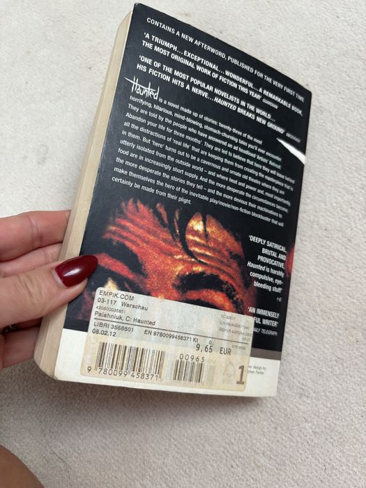 Ksiazka Haunted Chuck Palahniuk