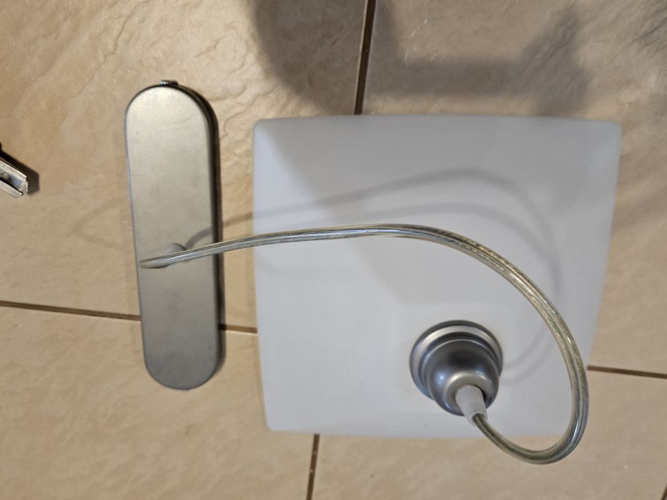 Lampa wisząca biała
