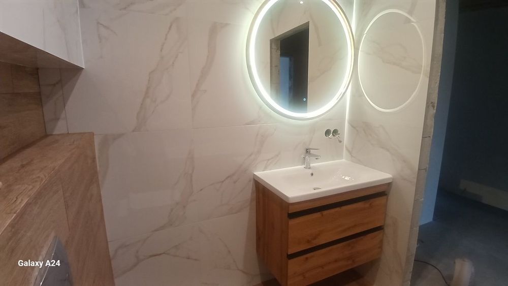 С Ремонтом и кухней новый таун 4спальни/+ студия