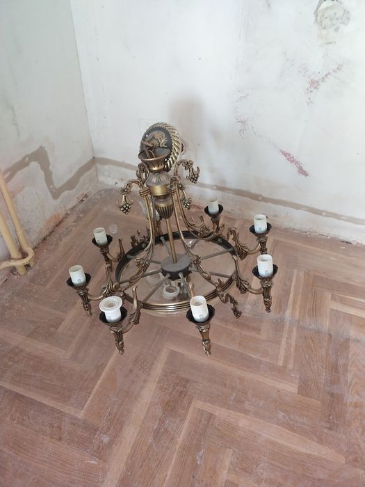 Żyrandol mosiężny