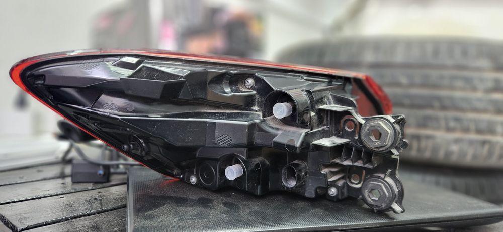 Задній стоп Audi Q4 E tron