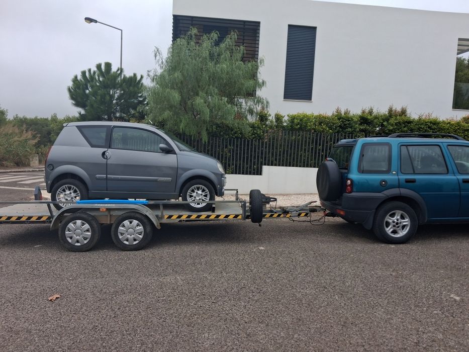 Aluga-se 100 €ao dia porta-carros