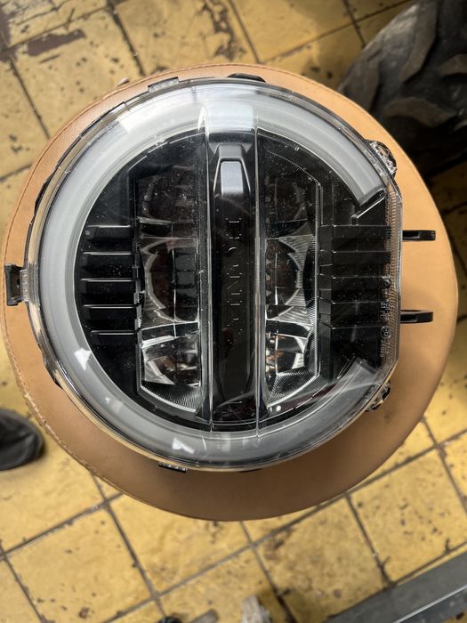 Honda CB650R Neo Sports, Reflektor Oem