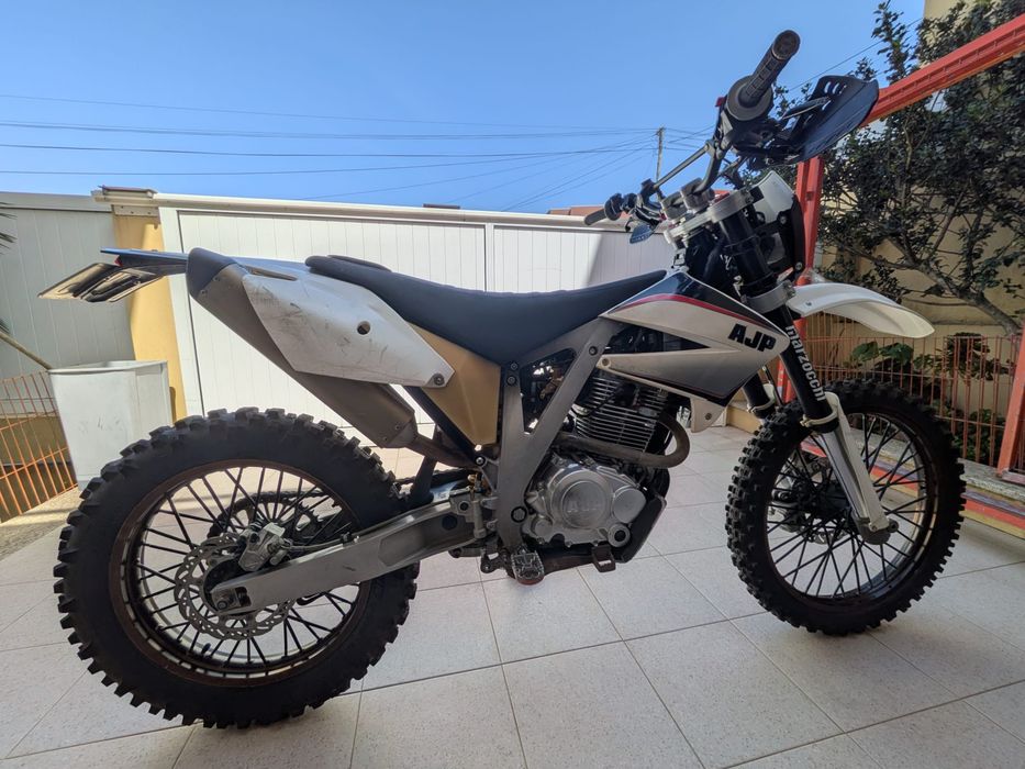 AJP PR4 240 Enduro 2013