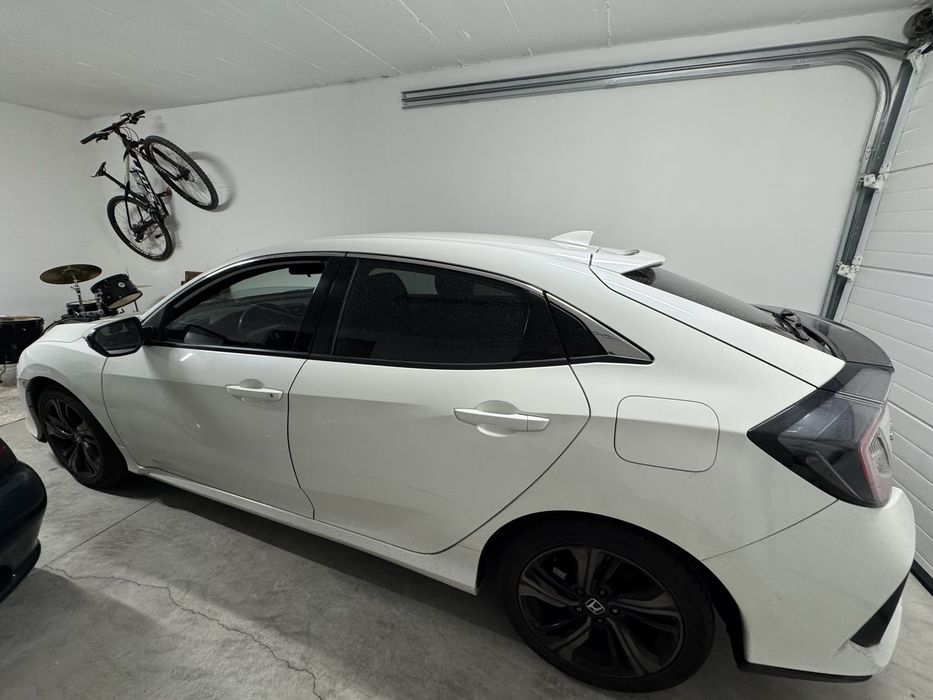 Honda Civic 1.0 i-VTEC Elegance Connect Navi
