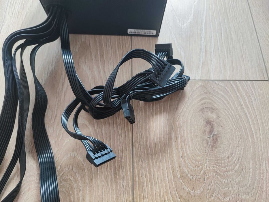 Aerocool LUX 750W 80+ Gold