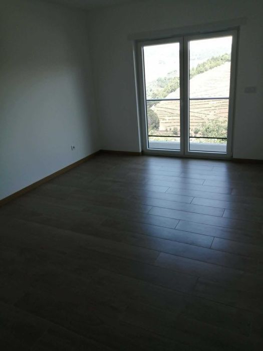 Apartamento T3, novo em lamego