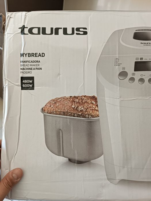 Máquina fazer pão Taurus NOVA
