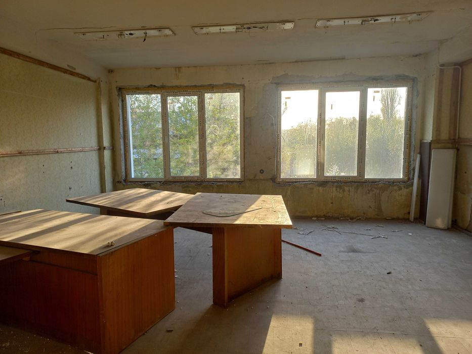 Продаж приміщеня