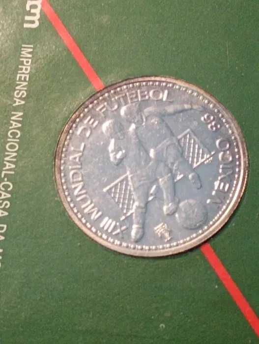 100 Escudos - Futebol México 1986 - Brilhante / Não circulada - Prata*