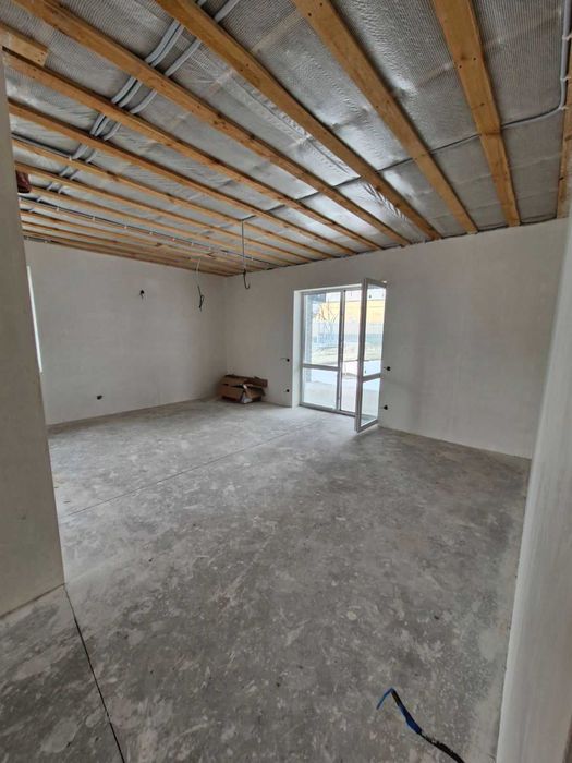 Продаж нового будинку, р-н вул. Бежівка, центр