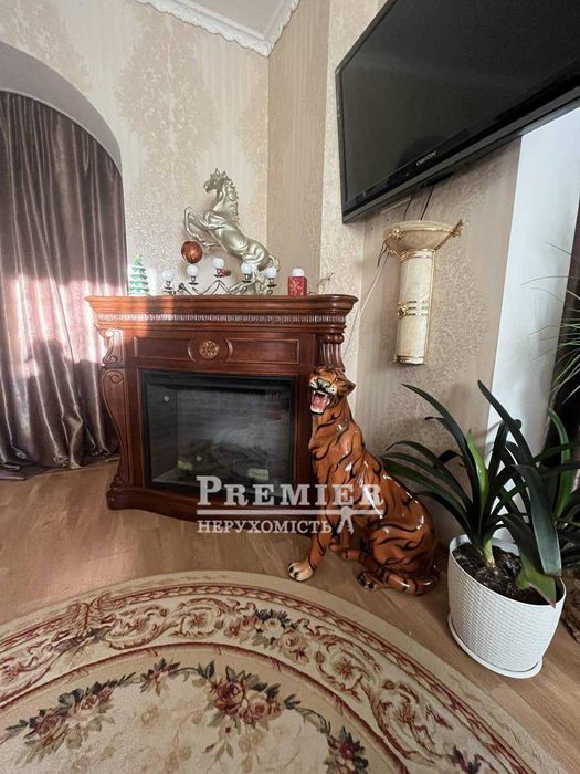 Будинок 118 кв з сучасним ремонтом з великою ділянкою землі 83.4 сотки