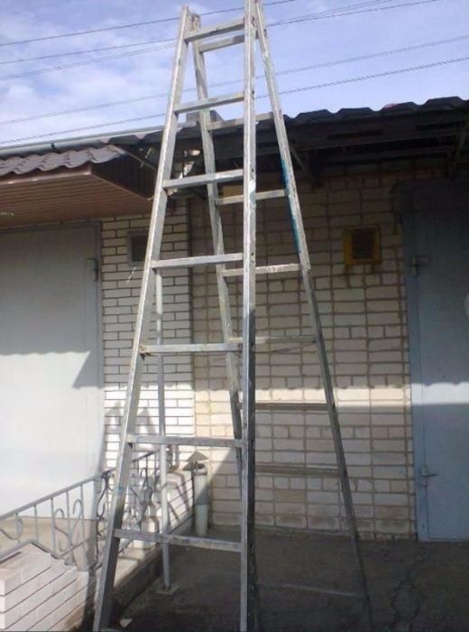 Аренда лестницы стремянка