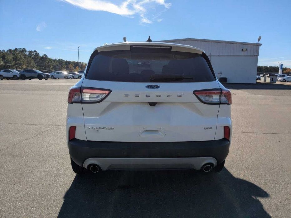 Ford Escape Hybrid Titanium      2020