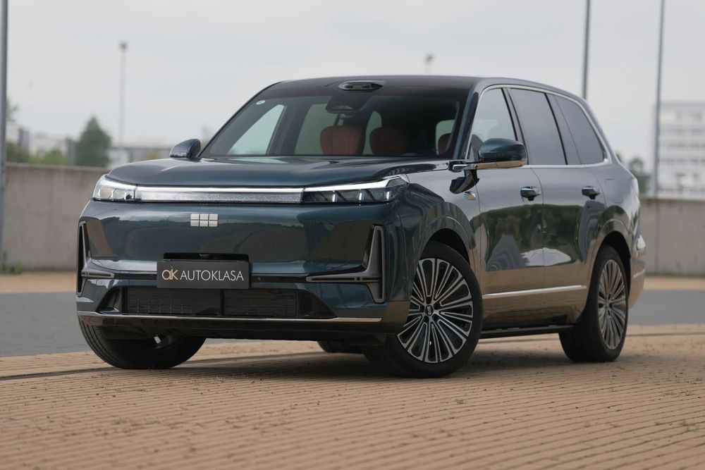 Geely M9 1.5 PHEV 4x4 – Nowoczesny 6-osobowy SUV Premium o zasięgu do 700 km!