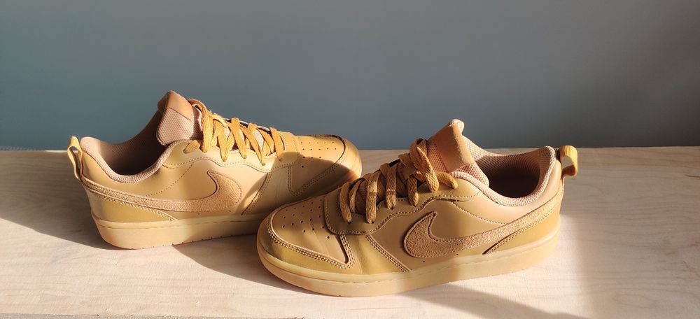 Nike Court Vision Caramelo