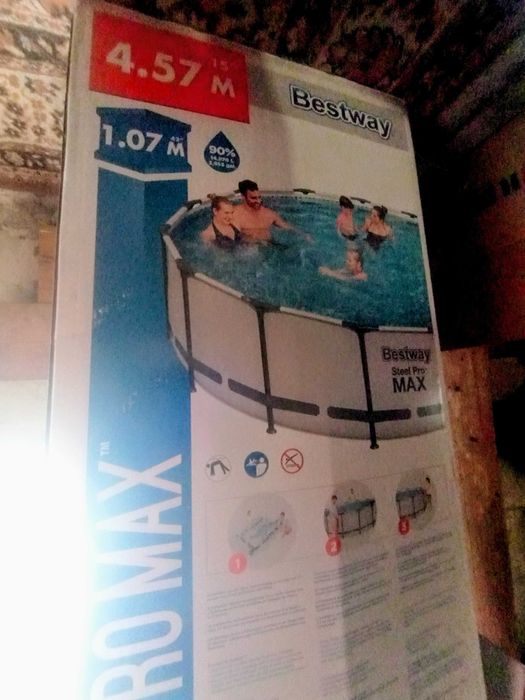 Basen ogrodowy stelażowy bestway