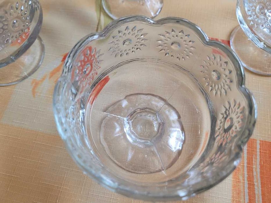 Szklane pucharki do deserów, lodów 2 szt.