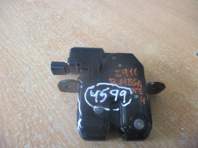 Fechadura / fecho da mala RENAULT Twingo III (BCM_)