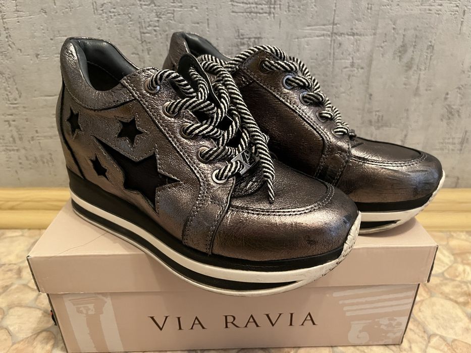 Кросівки підошва 3,5 см