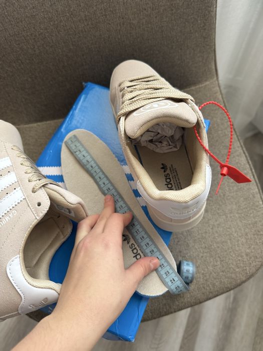 Кросівки бежеві «Adidas» 37/23,5 Нові Adidas Campus