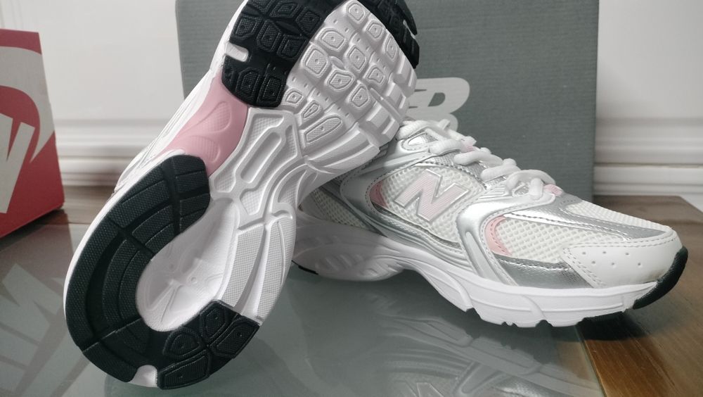 Sapatilhas new balance 530