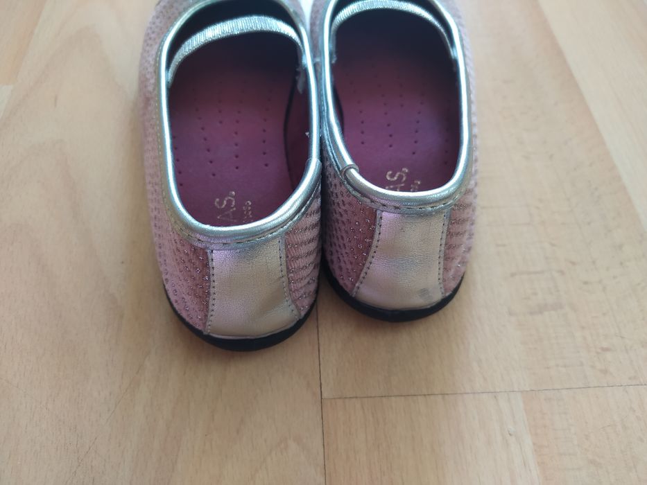 Sapatos Fresas by Conguitos