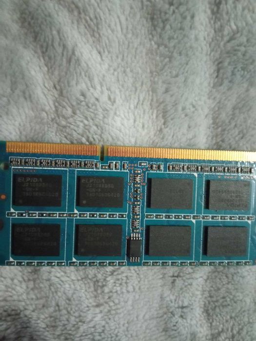 Оперативная память DDR3 4GB на ноутбук