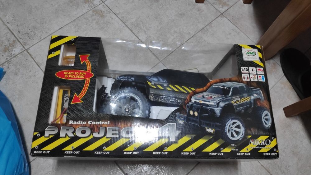 Modelo telecomandado com turbo NIKKO Project 4