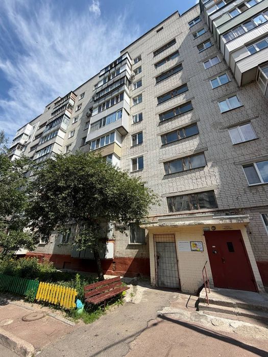 Новинка! 36 м2  Продаж 1 кім квартири+комора своя