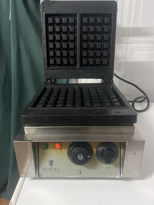 Vendo maquina de waffles industrial da ROYAL