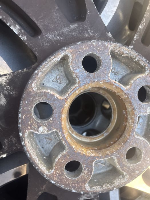 Jante usada 18 Original Mitsubish em 5x114 suplente