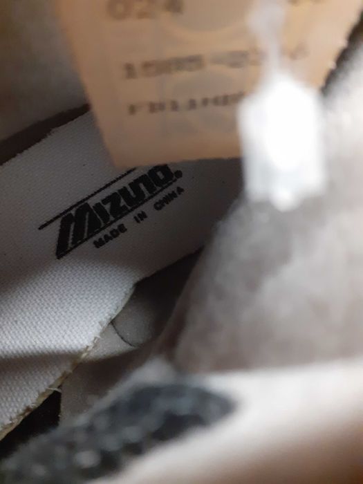 Buty piłkarskie  korki męskie Mizuno