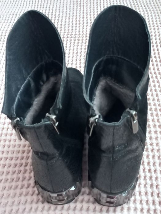 Ботинки женские зимние