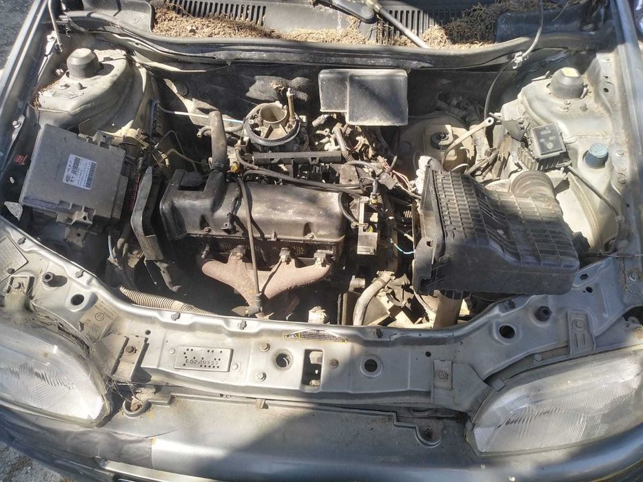 Para Peças Fiat Punto 75 1.2 de 1994 com 73 CV com boa mecânica