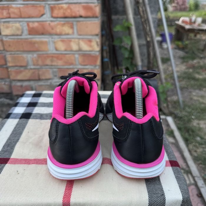 Кроссовки Nike Tri Fusion Run Black, 38,5 размер, Оригинал, Кросівки